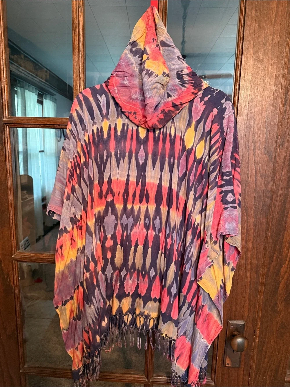 Earthbound Trading Co Womens Tie Dye Hooded Poncho Fringe Purple Pink‎ OSFM